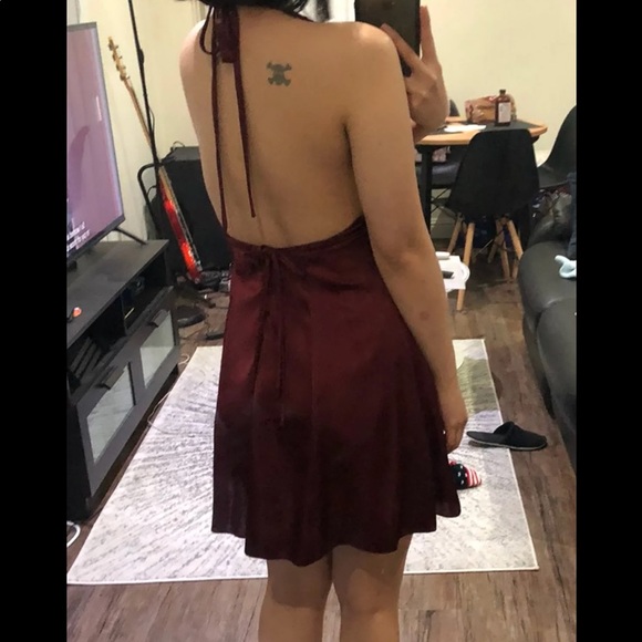 Maroon halter top mini dress - Picture 6 of 6